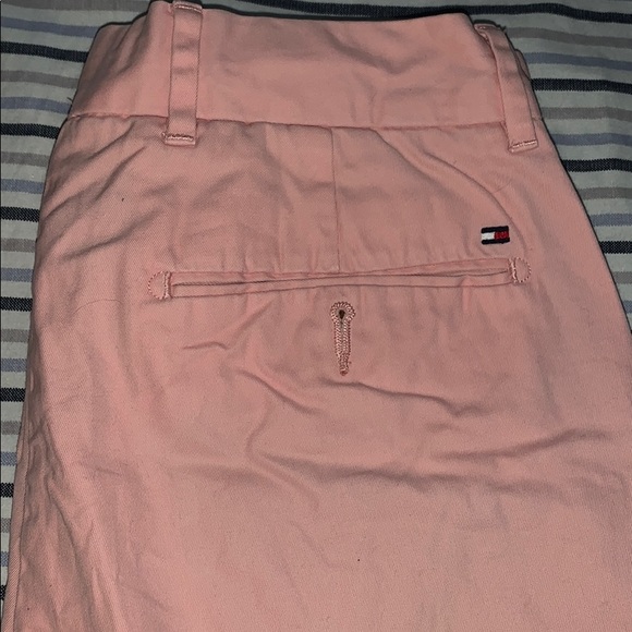 tommy hilfilger shorts - Picture 2 of 3